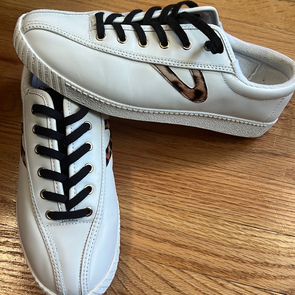 Tretorn nylite leather, animal print sneaker.